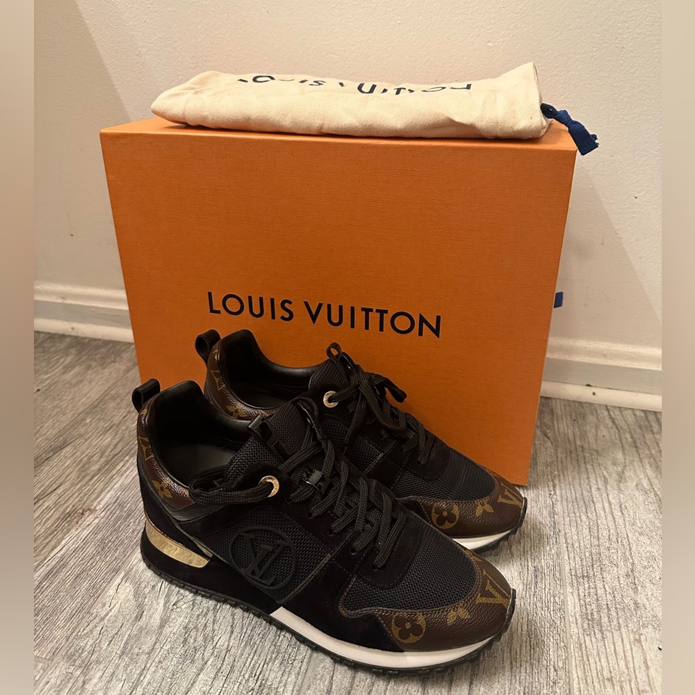 LOUIS VUITTON black suede MONOGRAM RUN AWAY Sneakers Shoes